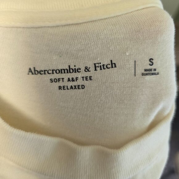 Abercrombie & Fitch Beach Boys World Tour 1984 Graphic T-shirt Size S - Picture 4 of 4